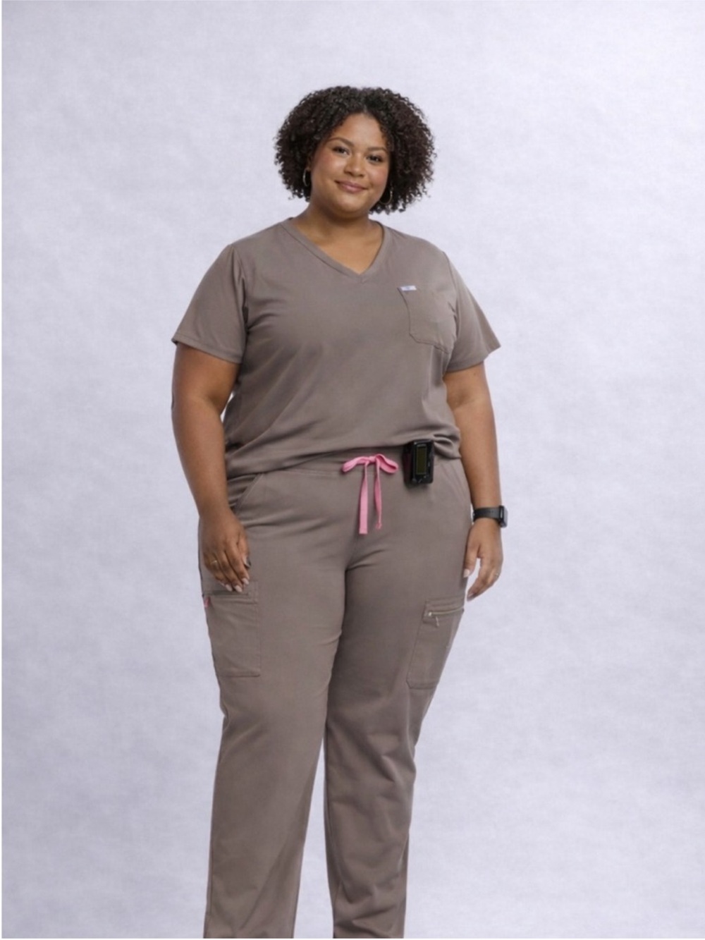 Figs Catrina Top and Zamora Women's Taupe Scrub jogger with Pink SET 4X